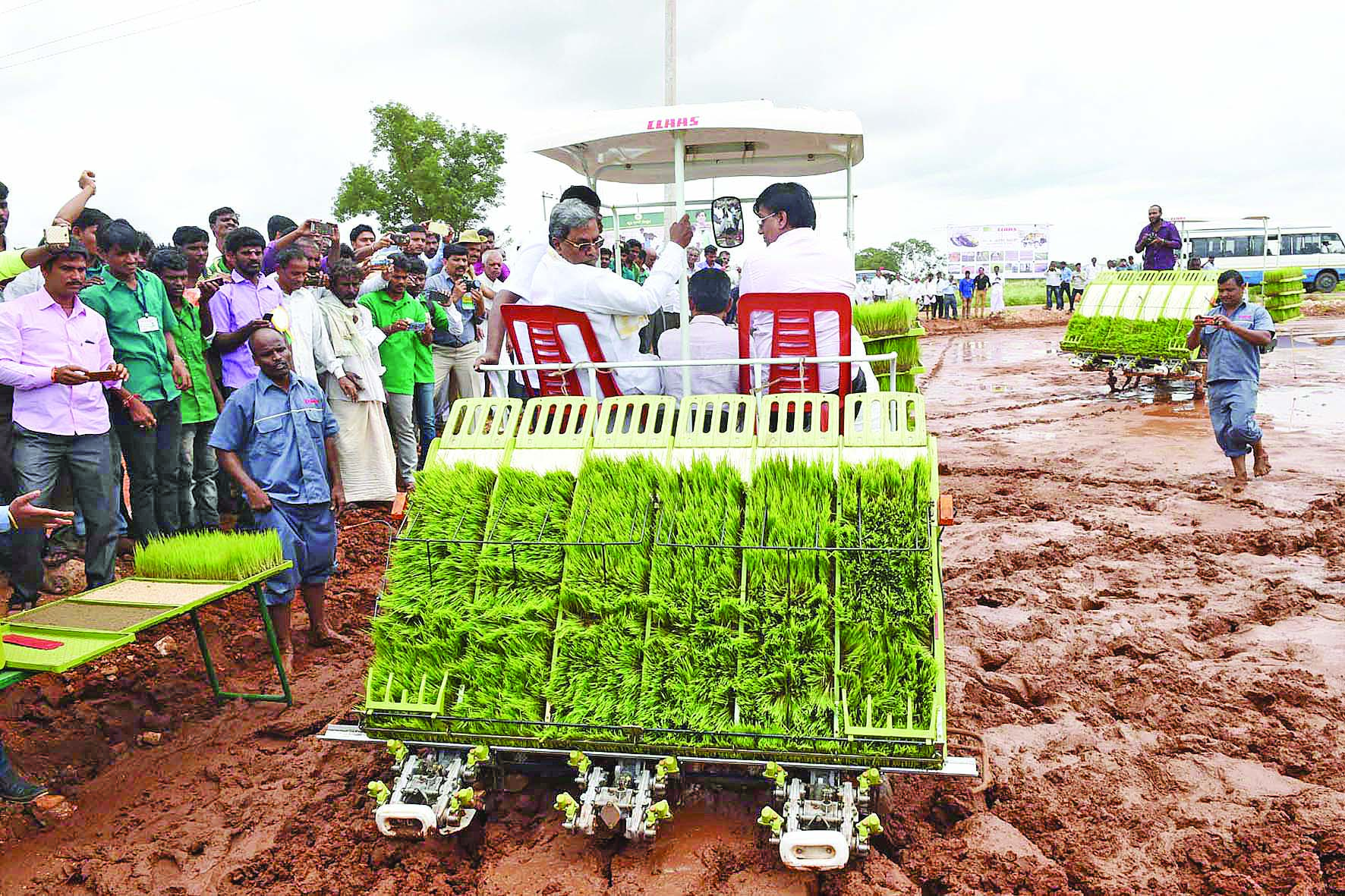 ರೆತರ ಅಭಿವೃದ್ಧಿ, ಸಾಮಾಜಿಕ ನ್ಯಾಯಕ್ಕೆ ಬದ್ಧ: ಸಿದ್ದರಾಮಯ್ಯ